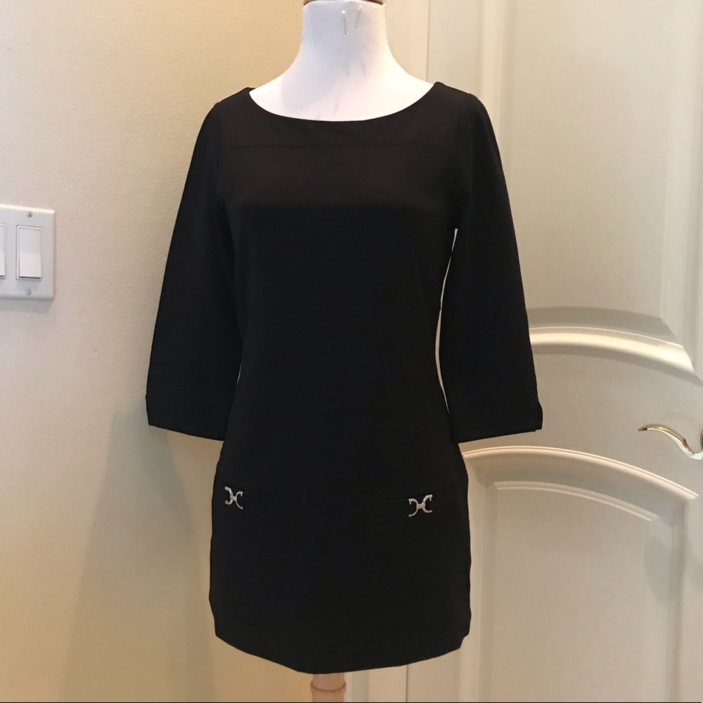 Nwot WH/BM black lined tunic with silver buckles